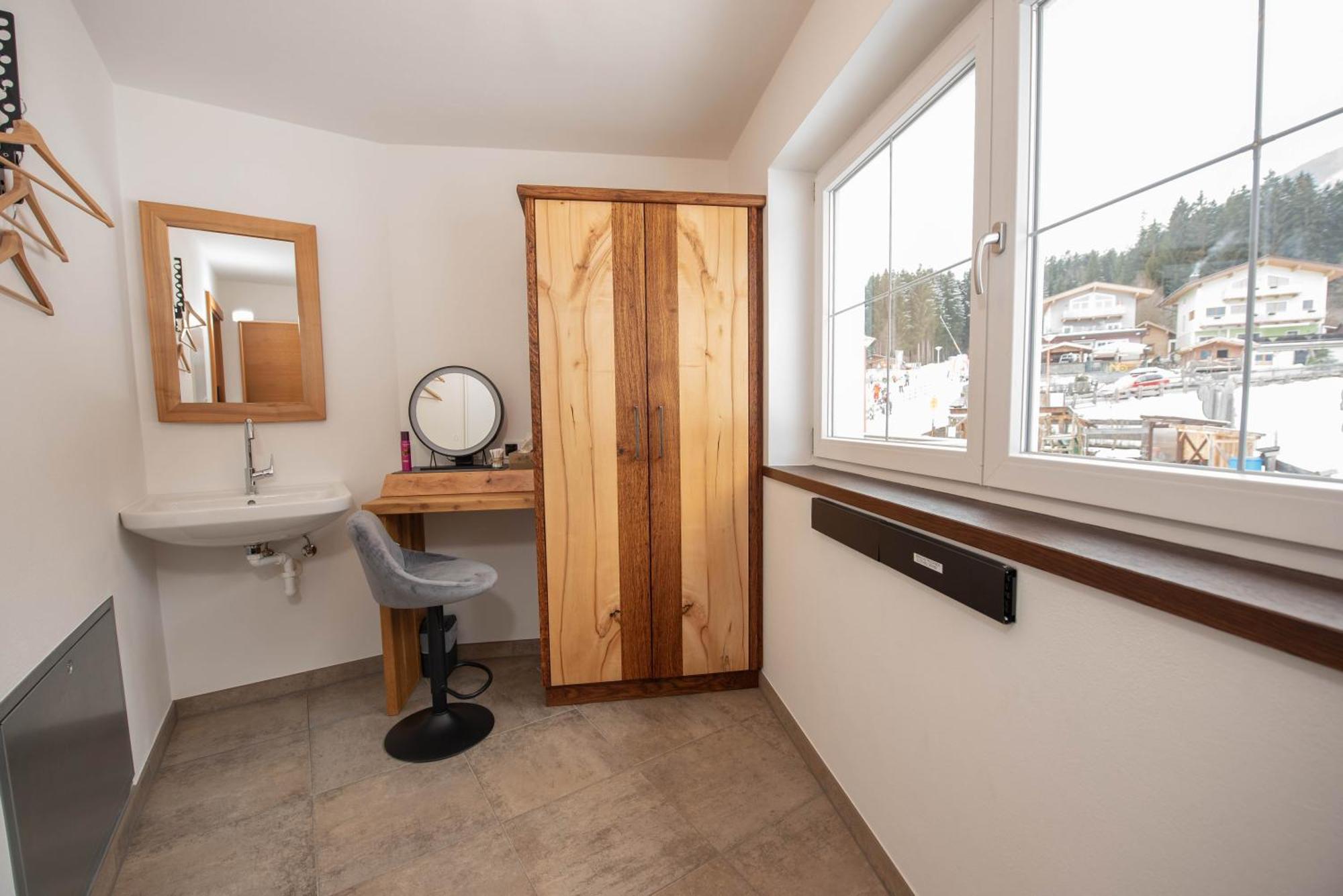 Ferienhaus Bergauf With Hot Tub Neukirchen am Großvenediger Exteriör bild